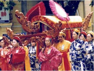 Saint Chu Dong Tu Festival