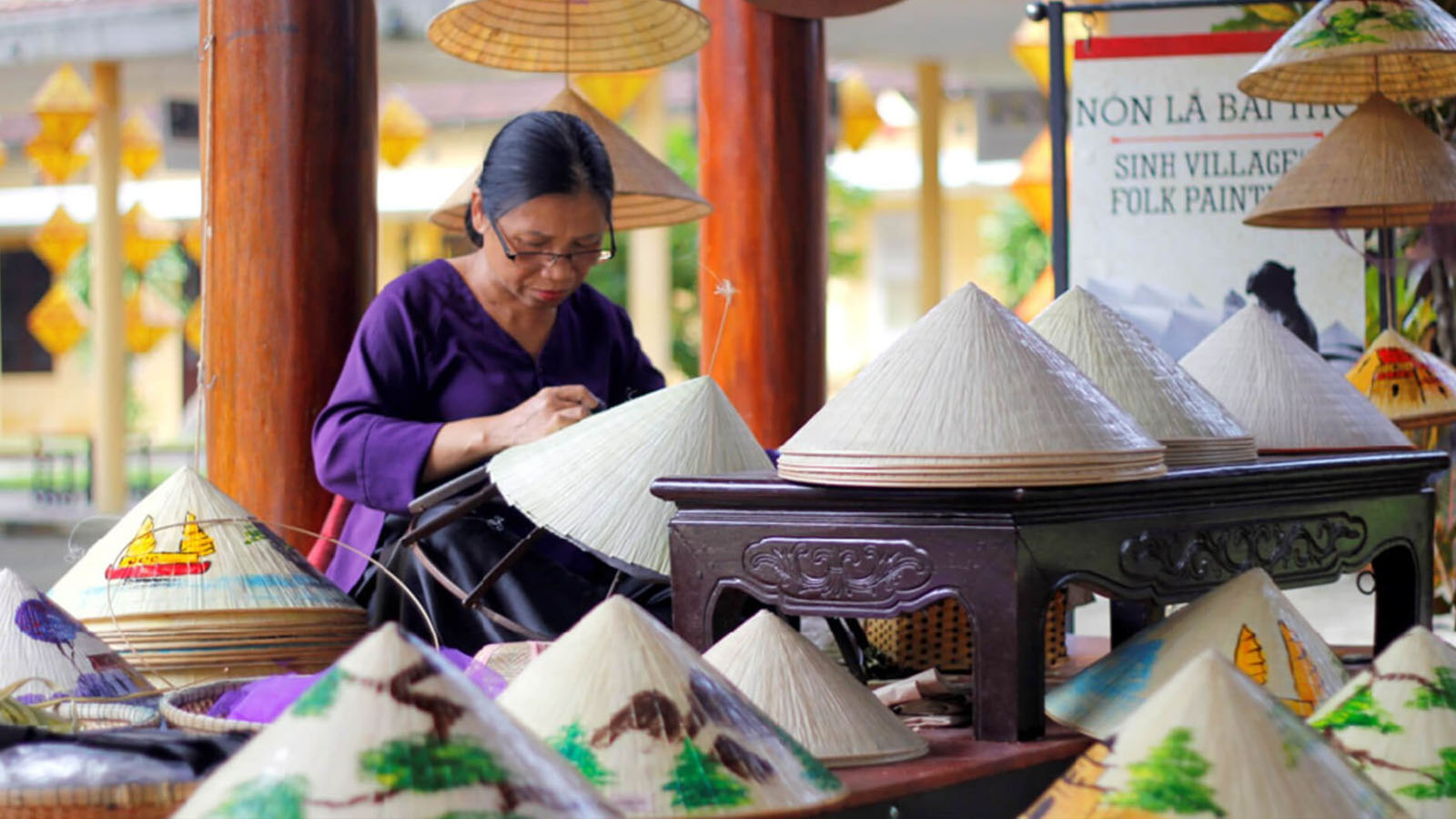 Visit conical hat village in Hue